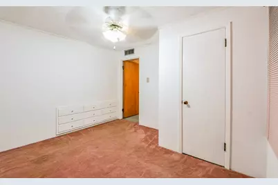 4415 S Avenue S, Galveston, TX 77550 - Photo 41