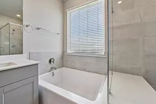 4214 Laurel Oak Cir, Missouri City, TX 77459 - Photo 17