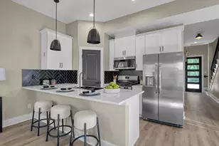 2105 Esther Dr, Houston, TX 77088 - Photo 9