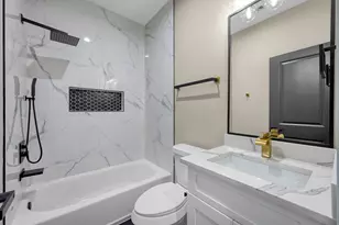 2105 Esther Dr, Houston, TX 77088 - Photo 21