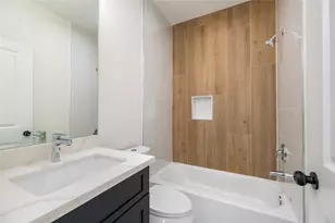 6417 Eastland St, Houston, TX 77028 - Photo 17