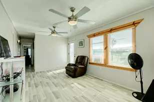 218 Coral Ct, Surfside Beach, TX 77541 - Photo 7