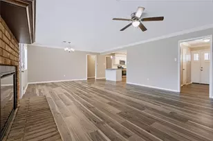 2405 Powell St, Bay City, TX 77414 - Photo 3