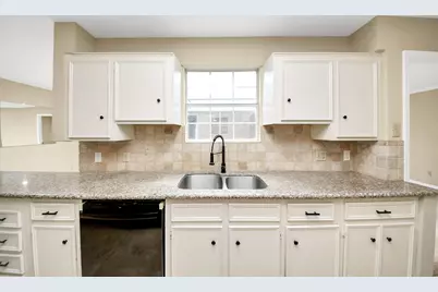 5 Tiffany Square, Sugar Land, TX 77478 - Photo 11