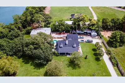 2739 Lawrence Road, Kemah, TX 77565 - Photo 37