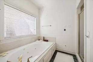 4832 Post Oak Timber Dr, Houston, TX 77056 - Photo 19