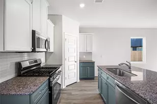 25799 John Wayne Ct, Splendora, TX 77372 - Photo 5