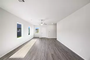 25799 John Wayne Ct, Splendora, TX 77372 - Photo 13