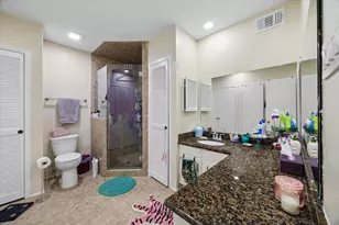 2238 S Piney Point Rd, Houston, TX 77063 - Photo 11