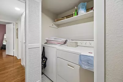 2238 S Piney Point Road #109, Houston, TX 77063 - Photo 15