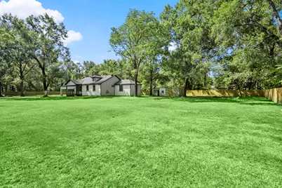 557 Star Dust Drive, Livingston, TX 77351 - Photo 5