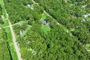 557 Star Dust Dr, Livingston, TX 77351 - Photo 35