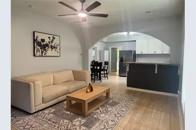 125 N Shirley Street, Alvin, TX 77511 - Photo 9