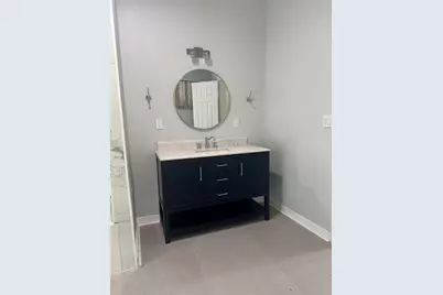 125 N Shirley Street, Alvin, TX 77511 - Photo 5