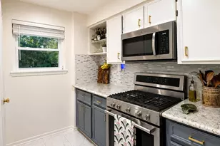 5815 Hoover St, Houston, TX 77092 - Photo 7
