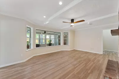 9863 Swan Court, Conroe, TX 77385 - Photo 15