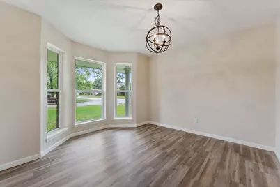 9863 Swan Court, Conroe, TX 77385 - Photo 5