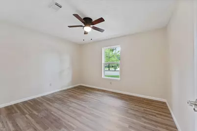 9863 Swan Court, Conroe, TX 77385 - Photo 19