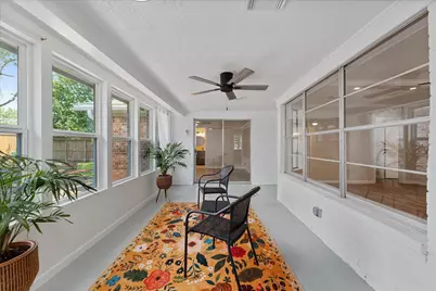 9863 Swan Court, Conroe, TX 77385 - Photo 11