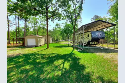 642 Kingwood Drive, Trinity, TX 75862 - Photo 17