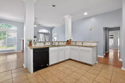 7435 Marble Glen Lane, Houston, TX 77095 - Photo 17