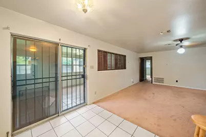 8922 Indian River Drive, Houston, TX 77088 - Photo 21