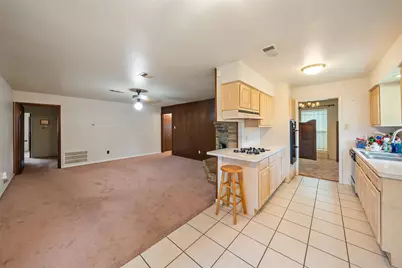 8922 Indian River Drive, Houston, TX 77088 - Photo 7