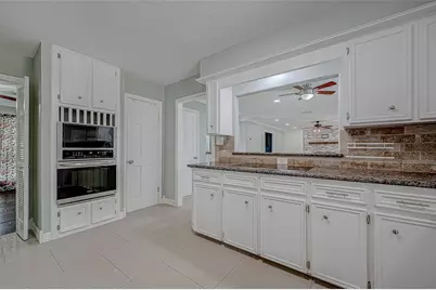 8110 Bent Oak Lane, Spring, TX 77379 - Photo 19