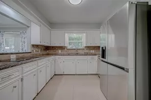 8110 Bent Oak Ln, Spring, TX 77379 - Photo 17