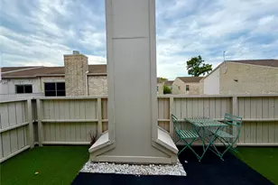 3800 Tanglewilde St, Houston, TX 77063 - Photo 17