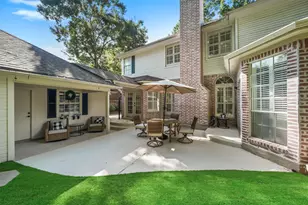 107 N Summer Cloud Dr, The Woodlands, TX 77381 - Photo 7