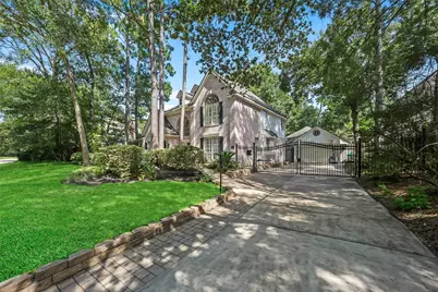 107 N Summer Cloud Drive, The Woodlands, TX 77381 - Photo 3