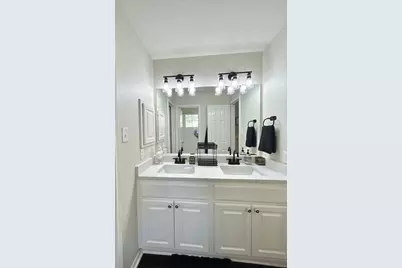 107 N Summer Cloud Drive, The Woodlands, TX 77381 - Photo 33