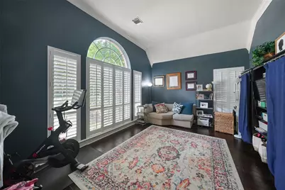 107 N Summer Cloud Drive, The Woodlands, TX 77381 - Photo 11