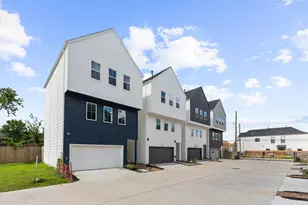 8317 Springwood Cyn Ln, Houston, TX 77055 - Photo 33