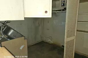 6401 Skyline Dr, Houston, TX 77057 - Photo 11