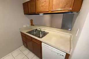 7057 N Holiday Dr, Galveston, TX 77550 - Photo 11