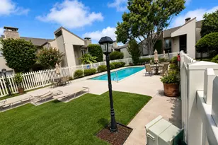 7057 N Holiday Dr, Galveston, TX 77550 - Photo 17