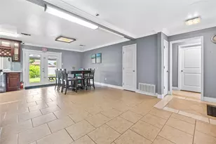 1328 Vera Dr, Port Arthur, TX 77642 - Photo 9