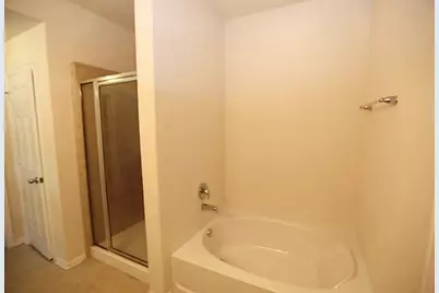 8139 Silent Deep Drive, Rosenberg, TX 77469 - Photo 17