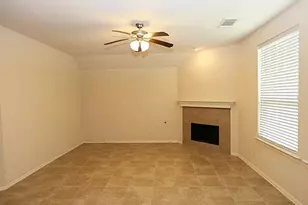 8139 Silent Deep Dr, Rosenberg, TX 77469 - Photo 3