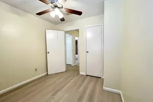 752 Memorial Mews St, Houston, TX 77079 - Photo 15