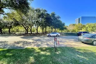 752 Memorial Mews St, Houston, TX 77079 - Photo 3