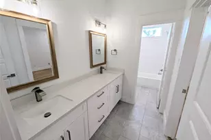 4913 Fisk St, Houston, TX 77009 - Photo 23