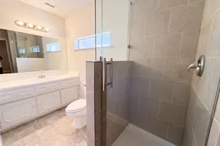 1114 Forestburg Dr, Houston, TX 77038 - Photo 11