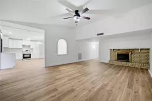 2126 Quail Valley E Dr, Missouri City, TX 77459 - Photo 15