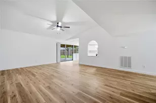2126 Quail Valley E Dr, Missouri City, TX 77459 - Photo 17