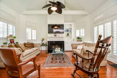 410 Kingfisher Drive, Sugar Land, TX 77478 - Photo 19