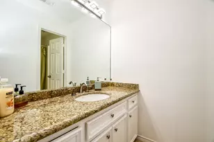 410 Kingfisher Dr, Sugar Land, TX 77478 - Photo 31