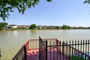 410 Kingfisher Dr, Sugar Land, TX 77478 - Photo 49